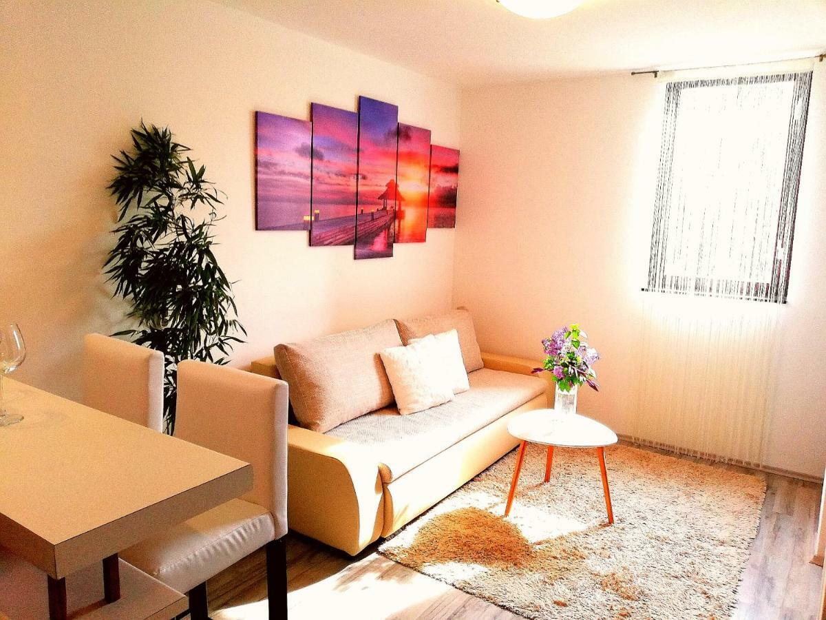 Nokturno Apartment, Self Check-In Poreč Zewnętrze zdjęcie